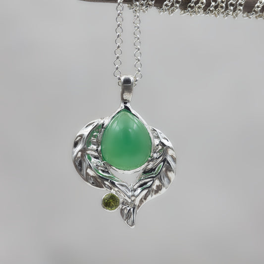 Soul Shine Leaf Necklace