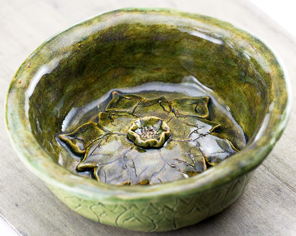 ceramic lotus bowl